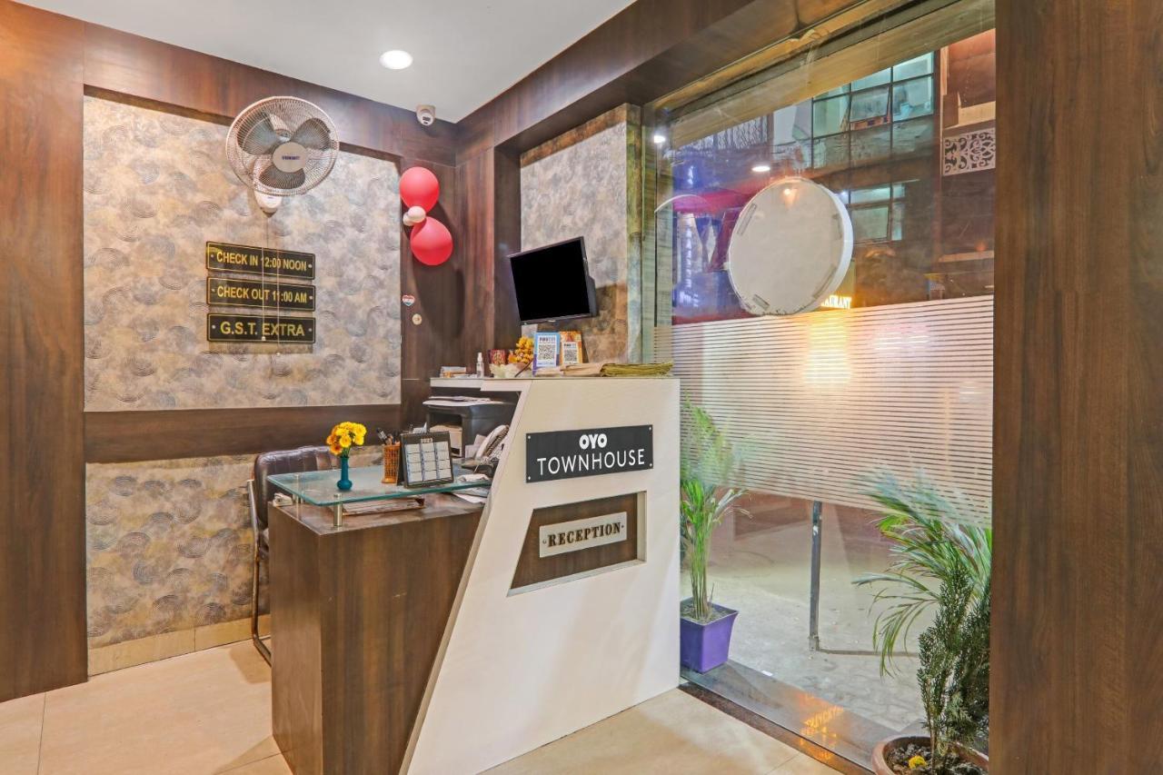 Townhouse 1182 Hotel Tirupati Galaxy كانبور المظهر الخارجي الصورة