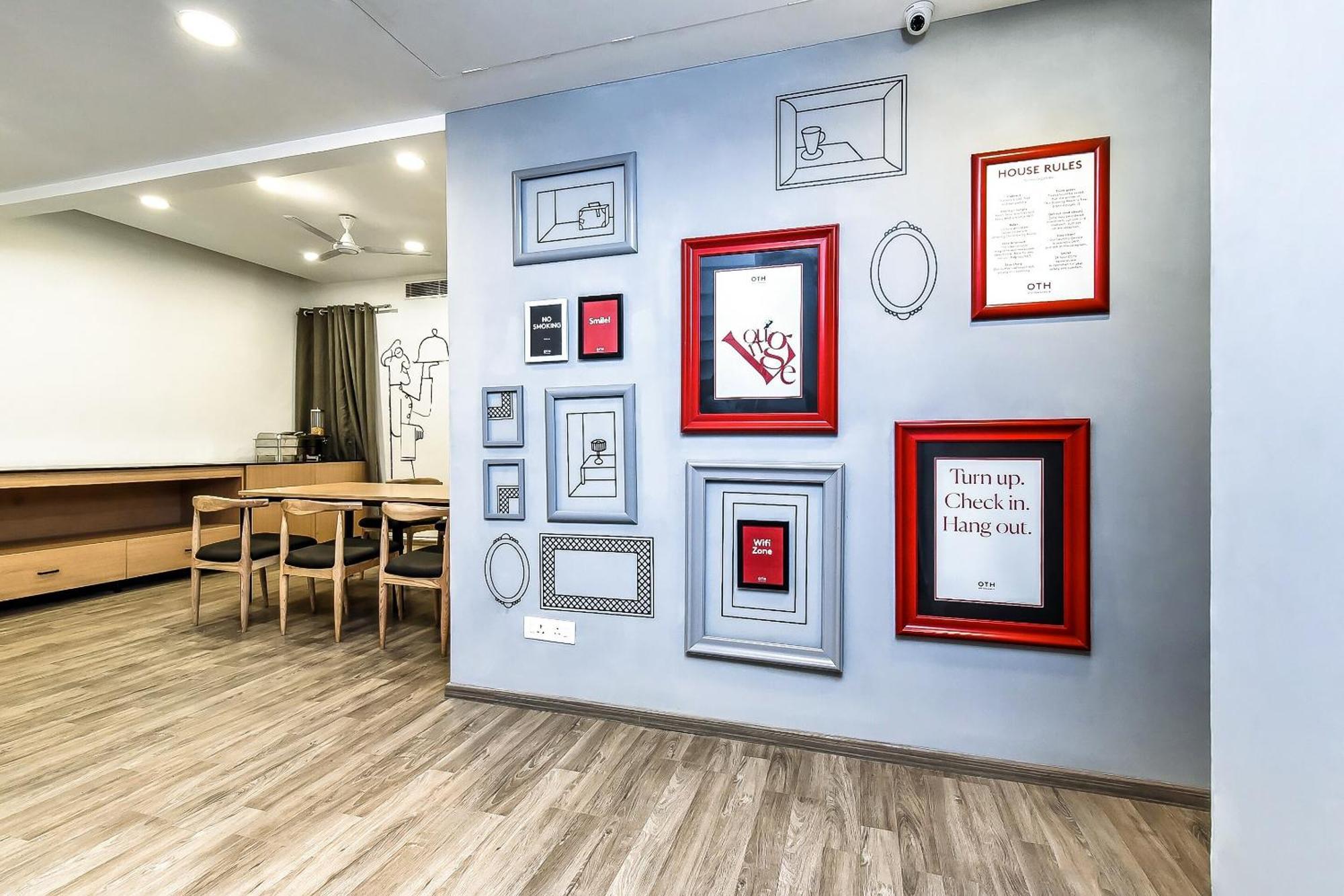 Townhouse 1182 Hotel Tirupati Galaxy كانبور المظهر الخارجي الصورة